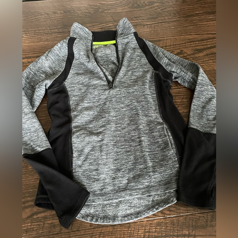 Quarter zip comfortable sweatshirt